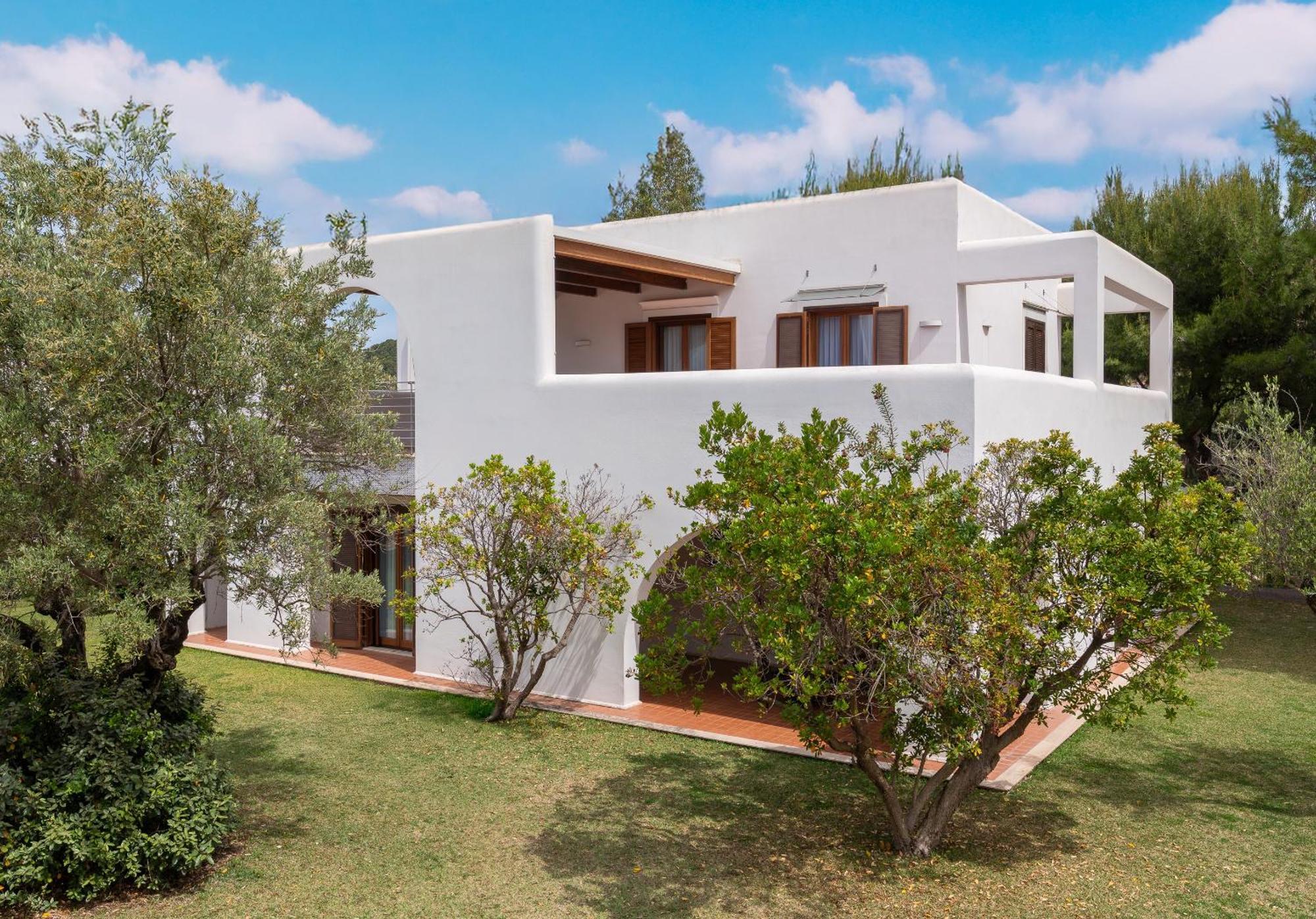 Trezene Village Resort 4*